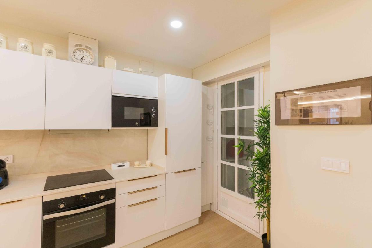 Apartamento Bilbao Chic Barrena Old Town Exterior foto